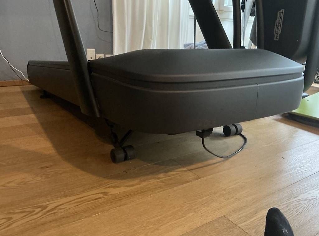 Technogym Hometrainer: Technogym RUN 1000 Profi Laufband – Gebraucht aus Aarburg von federer20 2