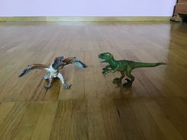 Zwei Dinosaurier Spielfiguren gebraucht guter Zustand