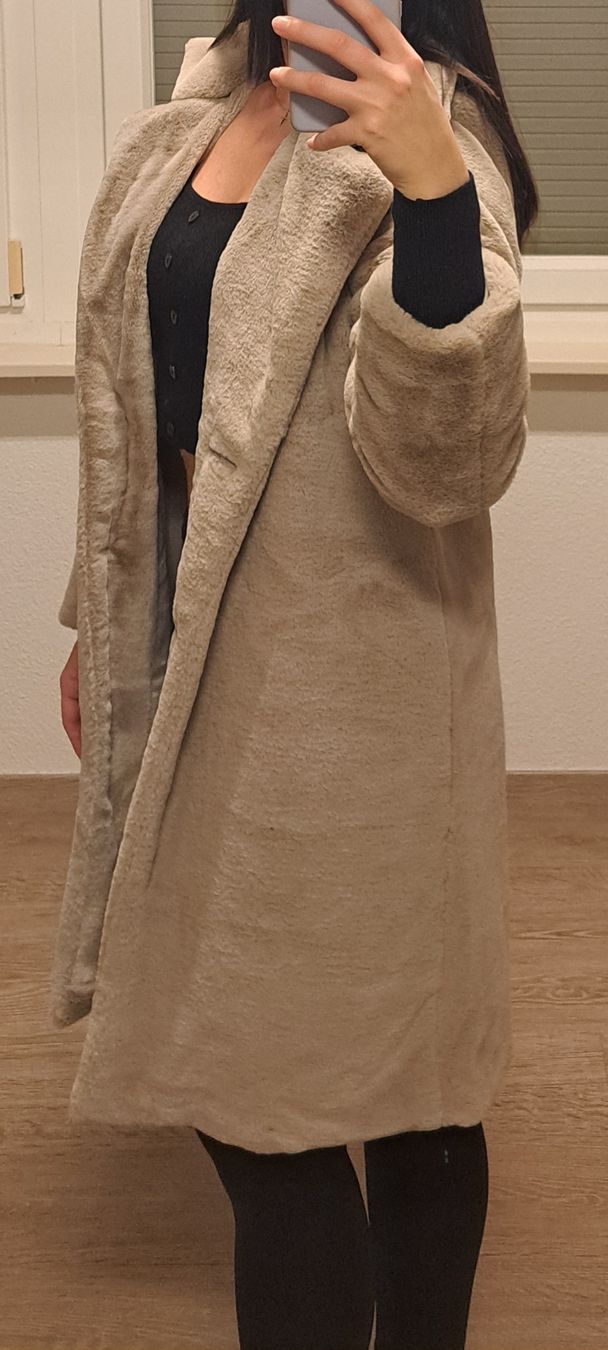 Zebra Mäntel: Kuscheliger Kunstfellmantel Gr. S Zebra – Gebraucht aus Wetzikon ZH von secondhandsfashion 4