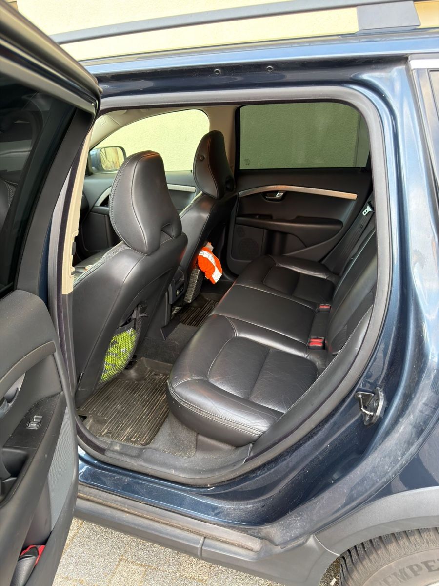 Volvo Automobili: Volvo XC70 D5 AWD – Usato da Schöftland venduto da seeraa 5
