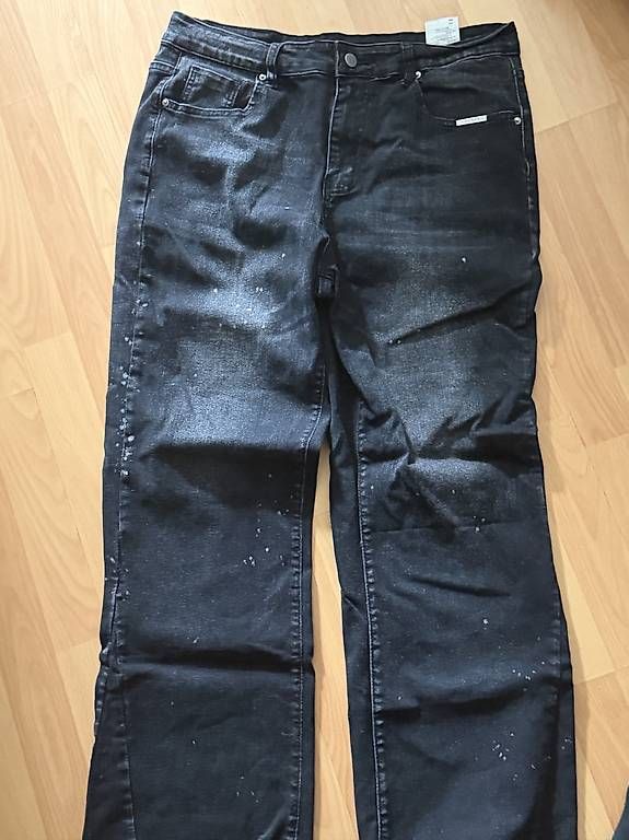 Jeans: Männer/Jugend Mode – Usato da Binningen venduto da moa_96sh 1