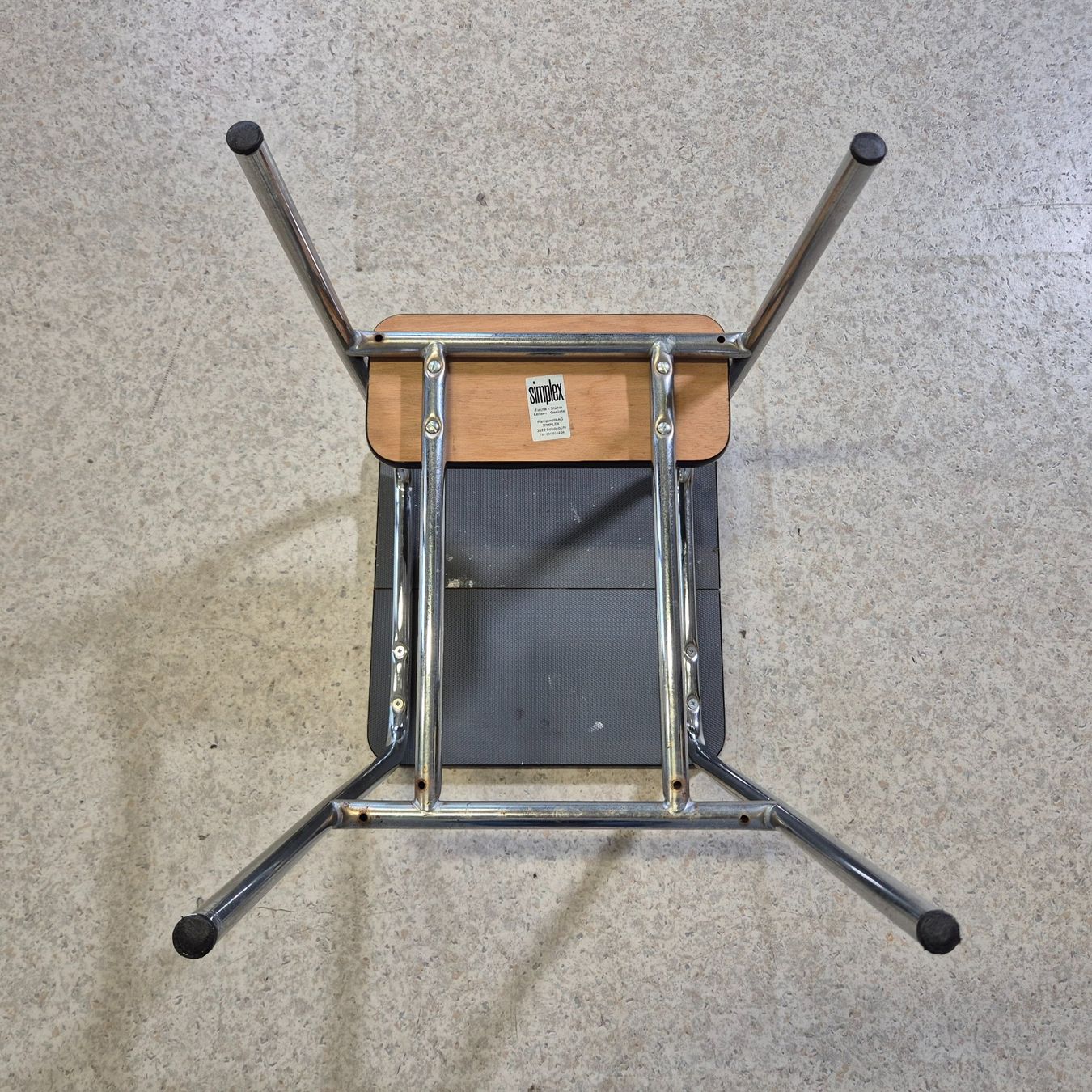 Sgabelli: 70s Simplex Tritthocker Stepstool Küchenhocker 2-Tritt rot – Usato da Nottwil venduto da Wondewa-Shop 4