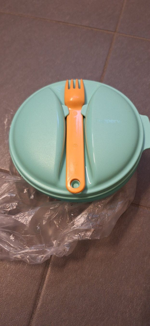 Tupperware Contenitori & Simili: Tupperware, Vita-Fit, 600ml – Nuovo e nell'imballaggio originale da Lussery-Villars venduto da pousinete02