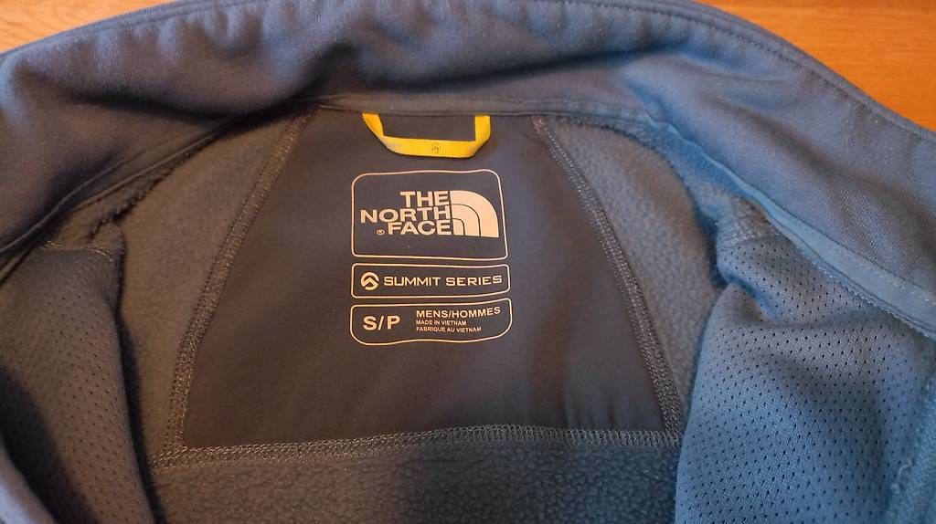 North Face Jacken: Neuwertiger The North Face Fleece Midlayer – Gebraucht aus Felben-Wellhausen von yellow-640 2