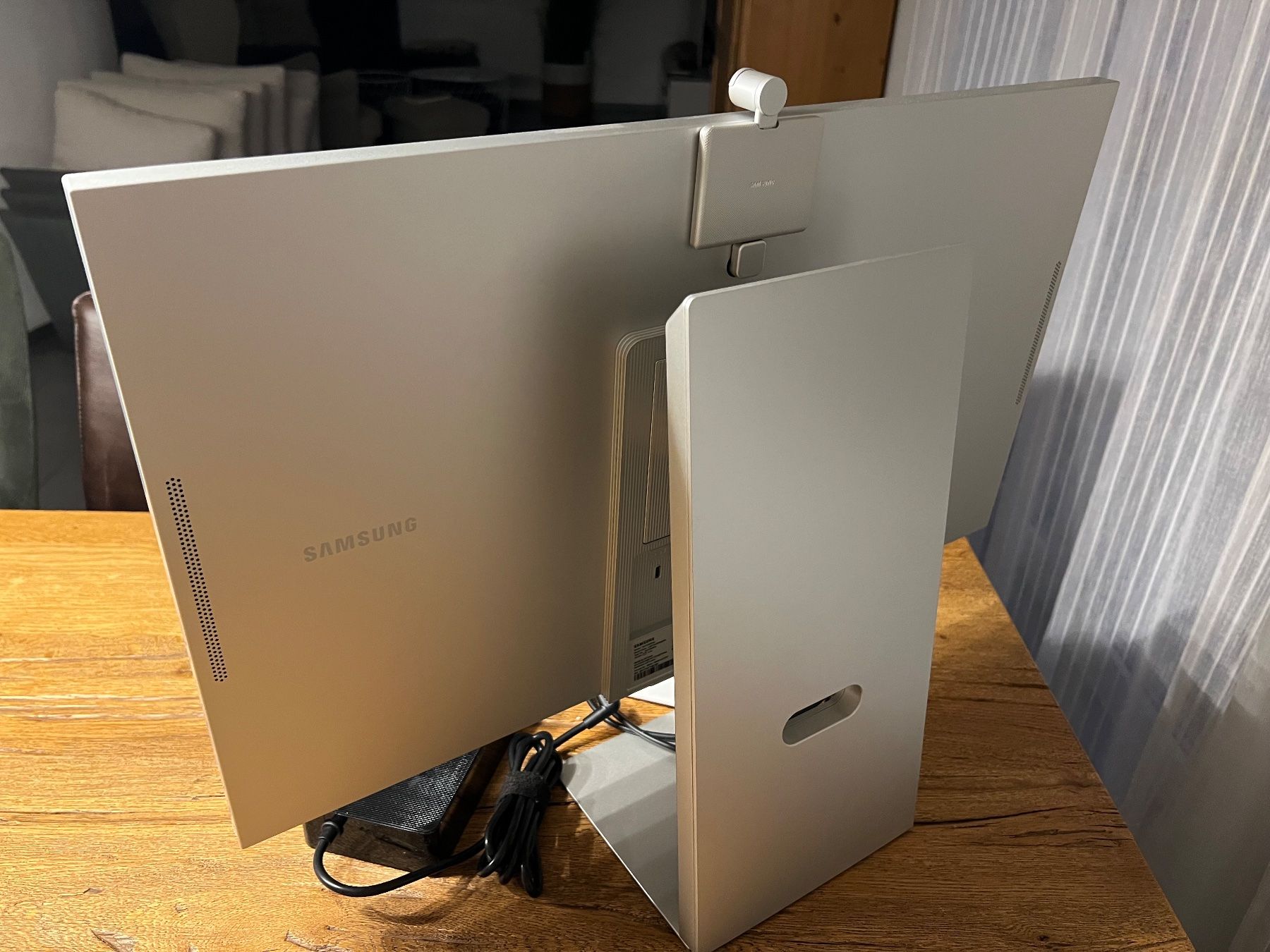 Samsung Monitore: Samsung Viewfinity S9 - S90PC - neuwertig – Gebraucht aus Niederhelfenschwil von Cpfister71 1