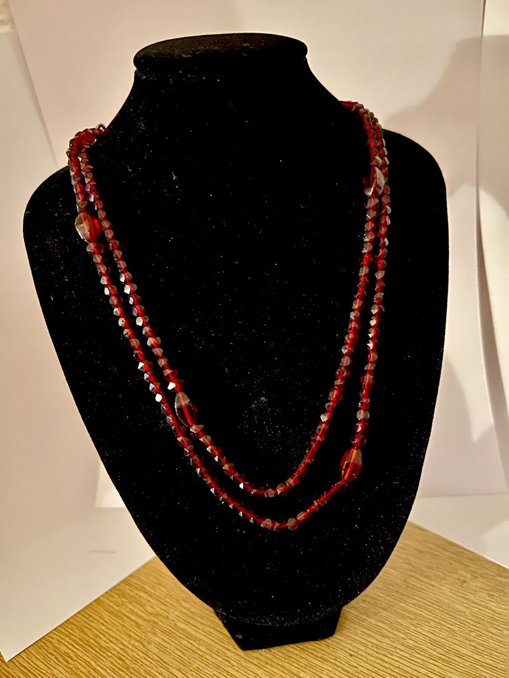 Ketten: extra langes Granat Collier 134 cm (!) – Gebraucht aus Chur von Penting1935 1