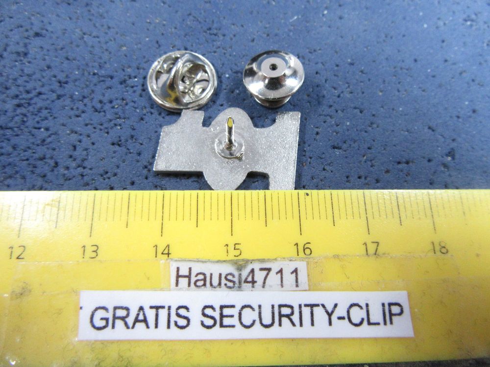 FORD AUTO NO1 IN USA PIN ENAMEL MIT SECURITY-CLIP (Gebraucht) in ...