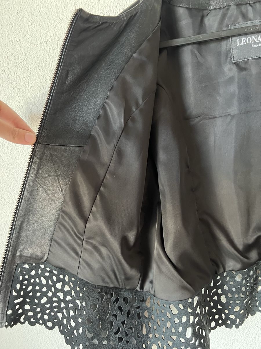 Giacche: Schwarze Lederjacke von Leonardo, Grösse 38 / 40 – Usato da Langenthal venduto da Alperose_5 2