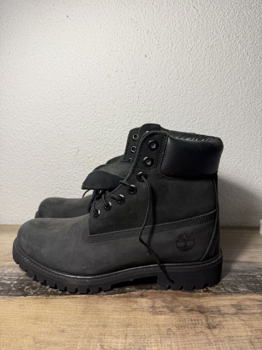 Timberland Scarpe da donna: Timberland Schwarz Grösse 7.5 W – Nuovo (secondo la descrizione) da Dietwil venduto da sel_6c6p