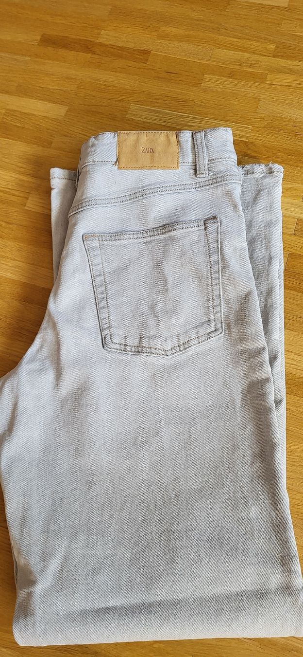 Zara Pantaloni: Zara jeans hellgau Mädchen 164cm – Usato da Oberwil BL venduto da Manue1974 2