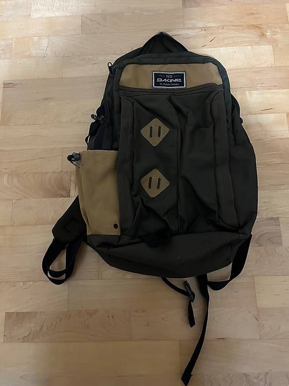 Zaini: DaKine Laptop Rucksack – Usato da Thun venduto da Dom_poulet