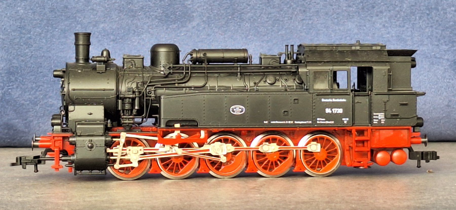 Fleischmann Modellini di ferrovie: Dampflok BR 94 der DB, Fleischmann HO, 4094 – Nuovo e nell'imballaggio originale da Kriens venduto da ferrello 2