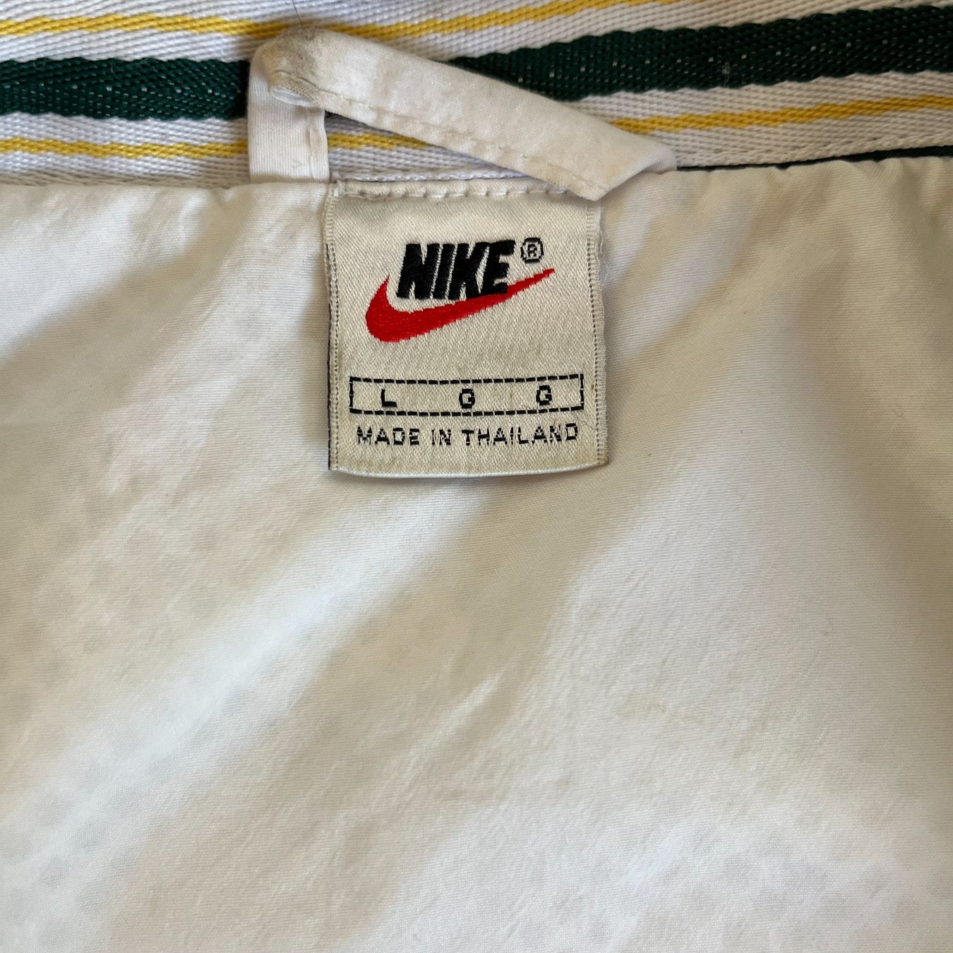 Nike Giacche: Vintage Nike Trackjacket (L) – Usato da Chamoson venduto da Sapoloshop 4