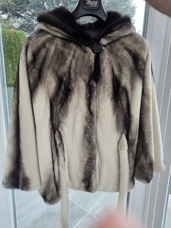 Genuine Mink Fur Cape with Hood and Belt – Size M