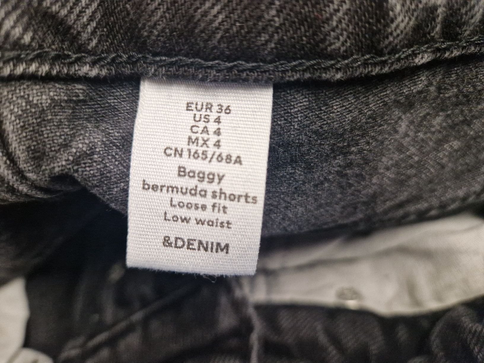 Jeans: Jeans-Shorts &DENIM, 36 – Gebraucht aus Frasnacht von MiraBelle79 2
