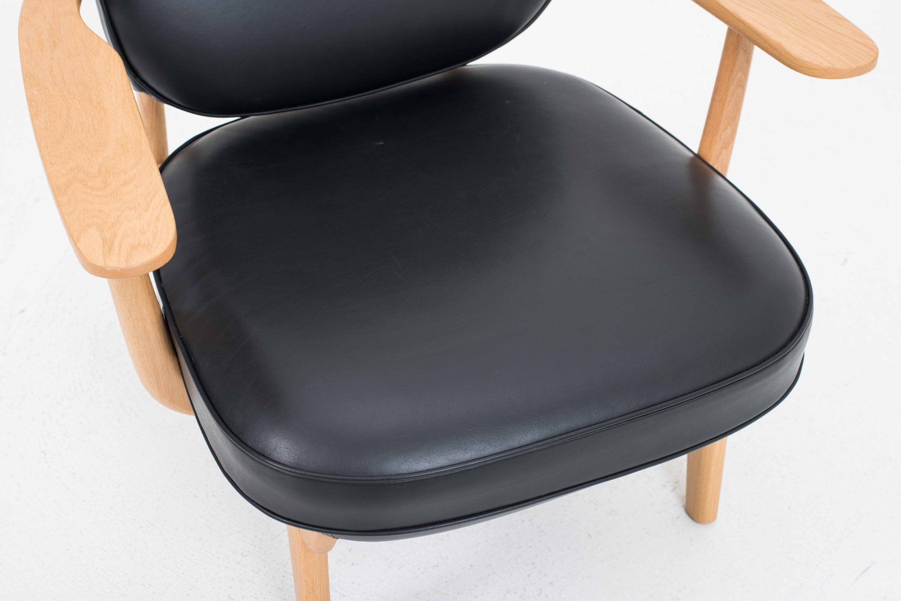 Fritz Hansen Poltrone: Fritz Hansen Fred Sessel von Jaime Hayon – Usato da Zürich venduto da STUZH38 8