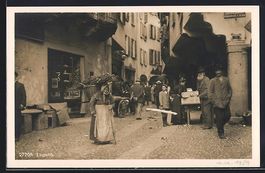 Lugano, Via Pessina, Gasse mit Geschäft