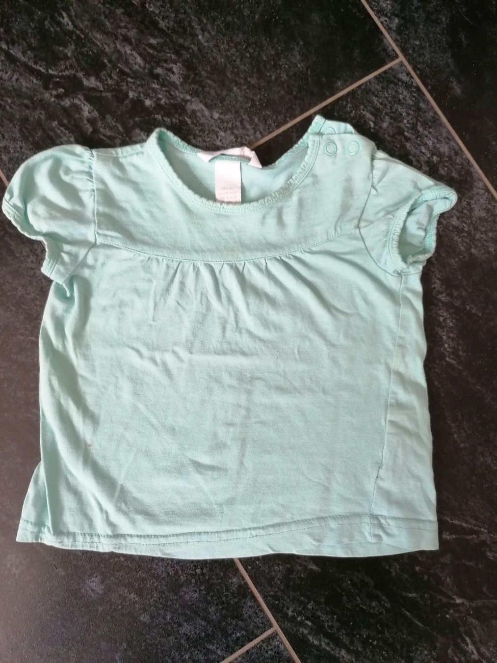 Camicette, T-shirt & Top: T-Shirt Gr. 80 – Usato da Büttikon AG venduto da Amineah