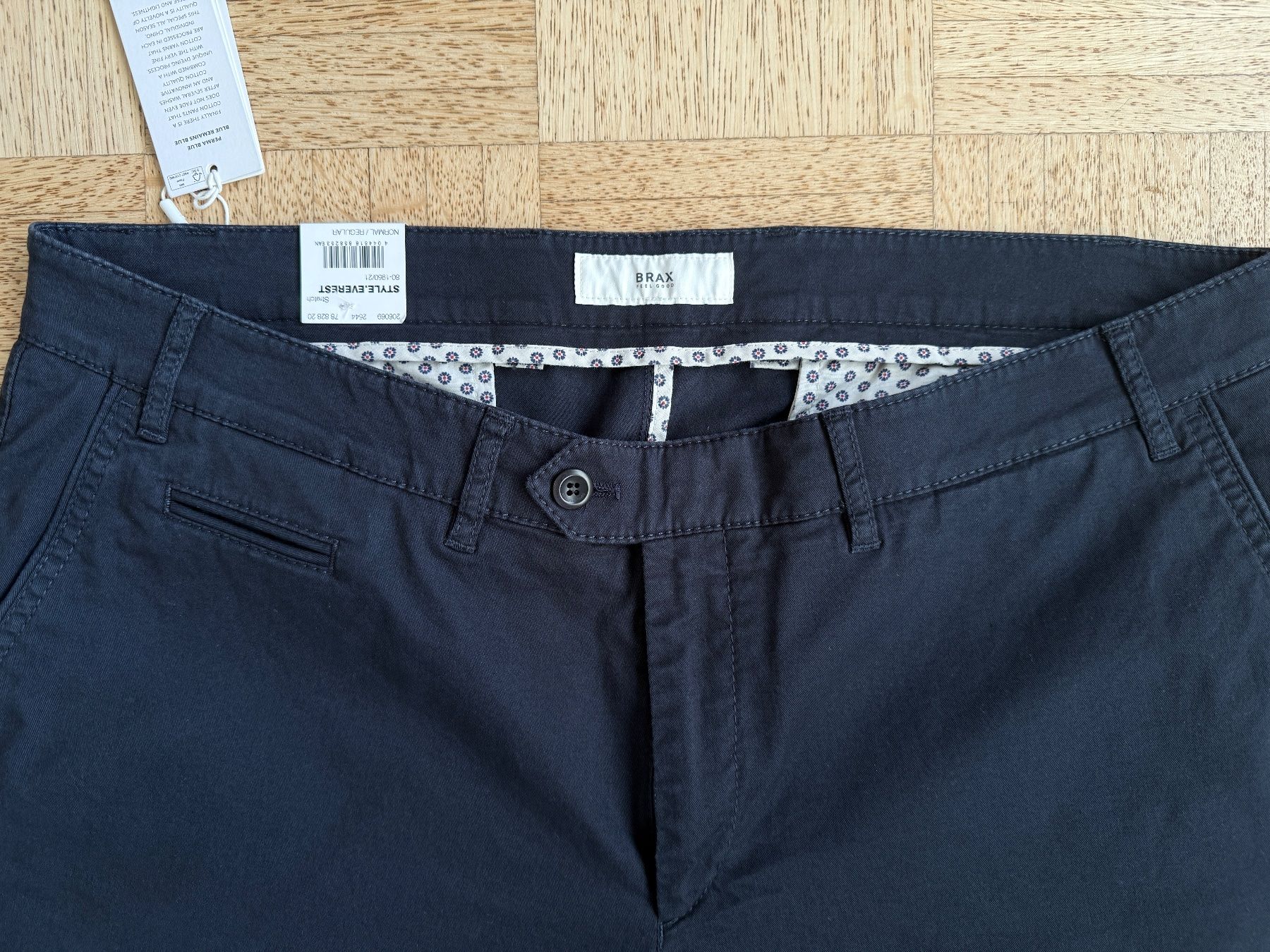 Brax Pantaloni: 3 Hosen von Brax neu – Nuovo e nell'imballaggio originale da Zürich venduto da bluebirdmon 9
