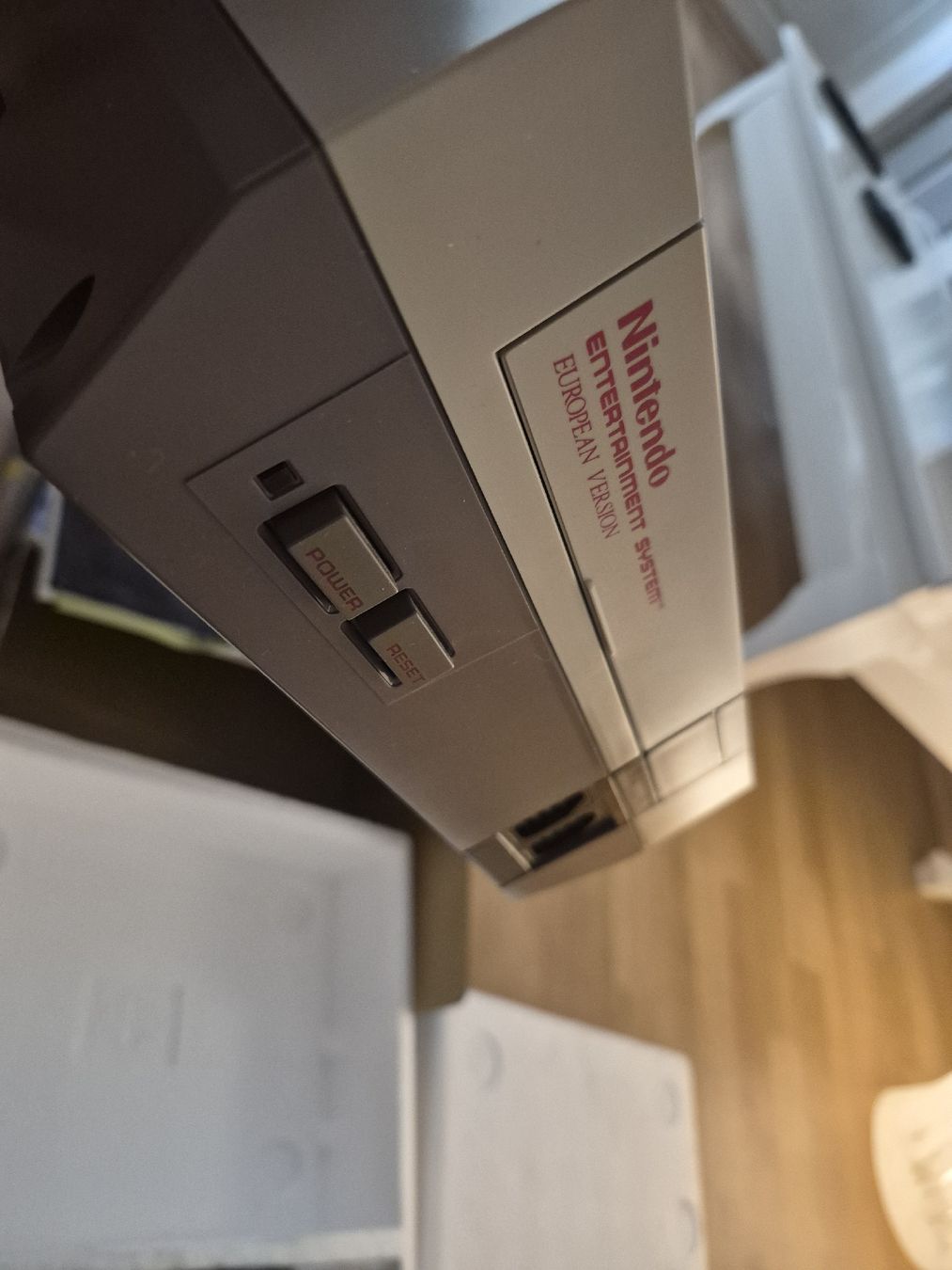 Nintendo Consoles: europäische Nintendo NES – Neuf (Voir description) à Dielsdorf par BARDARRU 5