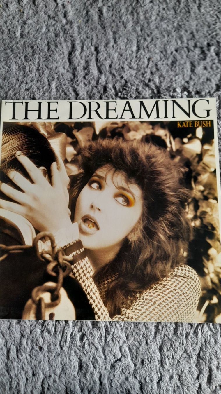 Schallplatten: KATE BUSH     THE DREAMING     LP      VINYL – Gebraucht aus Wetzikon ZH von