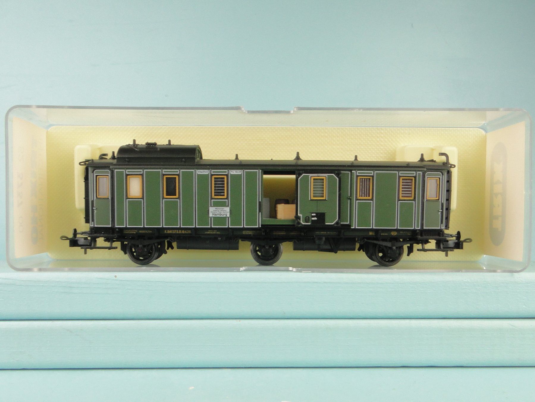 Trix Trains électriques: TRIX 3737 Oldtimer Gepäckwagen, NEU – D'occasion à Bülach par cann11 5