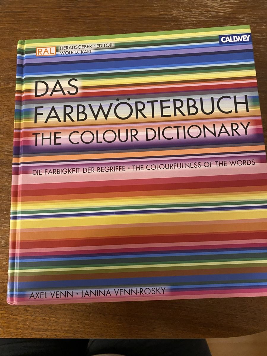 Bücher: Das Farbwörterbuch - The Colour Dictionary – Neu (gemäss Beschreibung) aus Buchrain von Sisi83