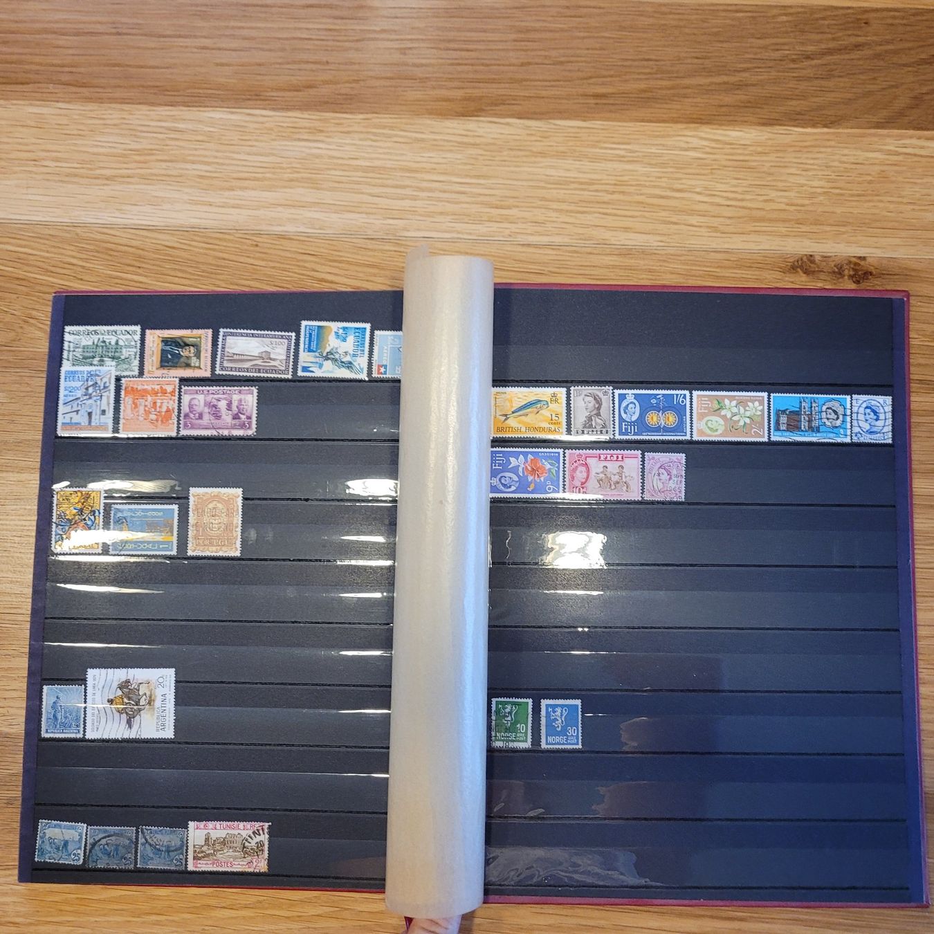 Tous les timbres: Album mit Marken – D'occasion à Biel/Bienne par Destockweb 7