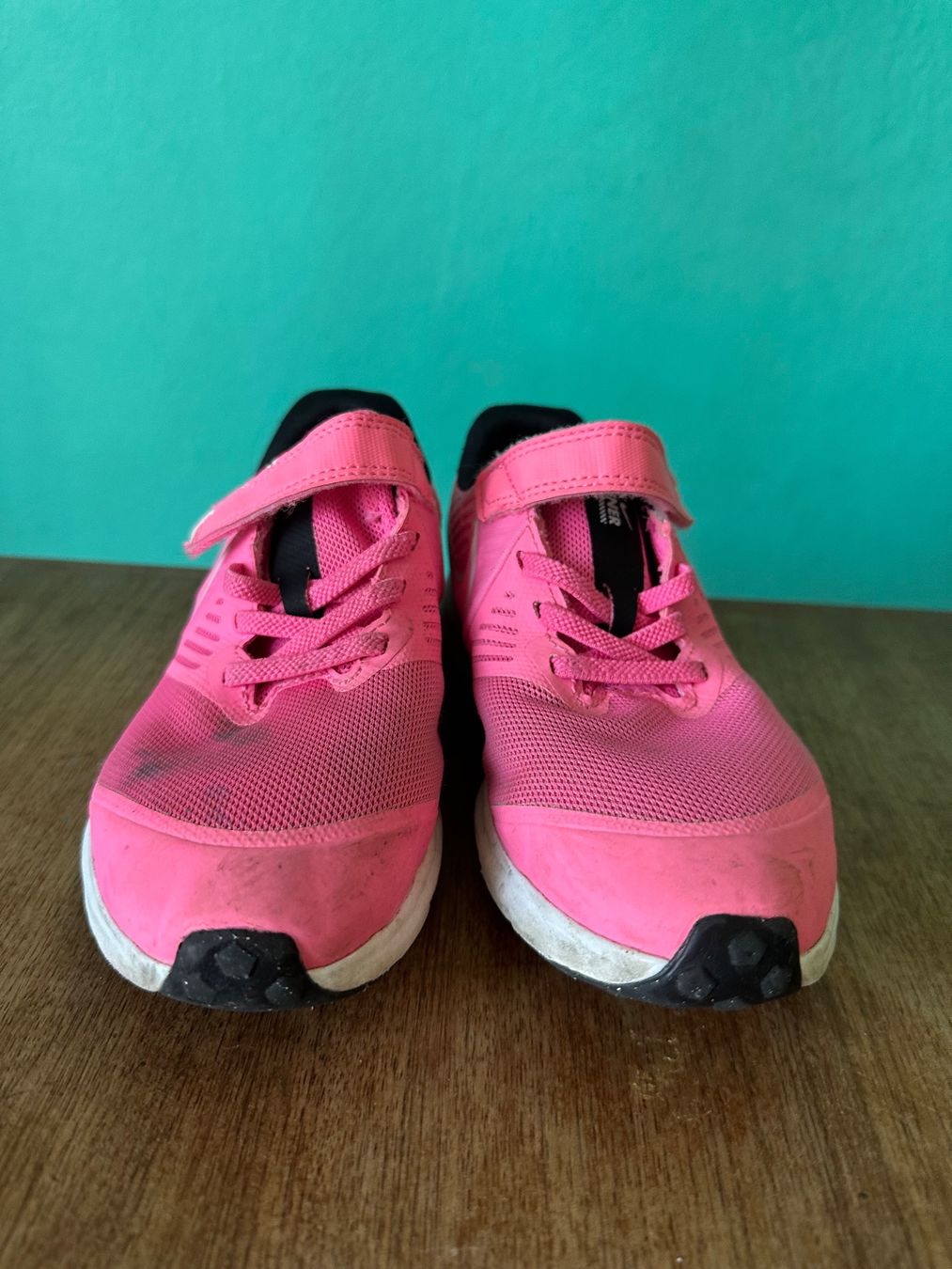 Nike Scarpe per ragazzi: Nike Mädchen Turnschuhe pink Gr. 33 – Usato da bern venduto da Bicicletas-80s-90s 2