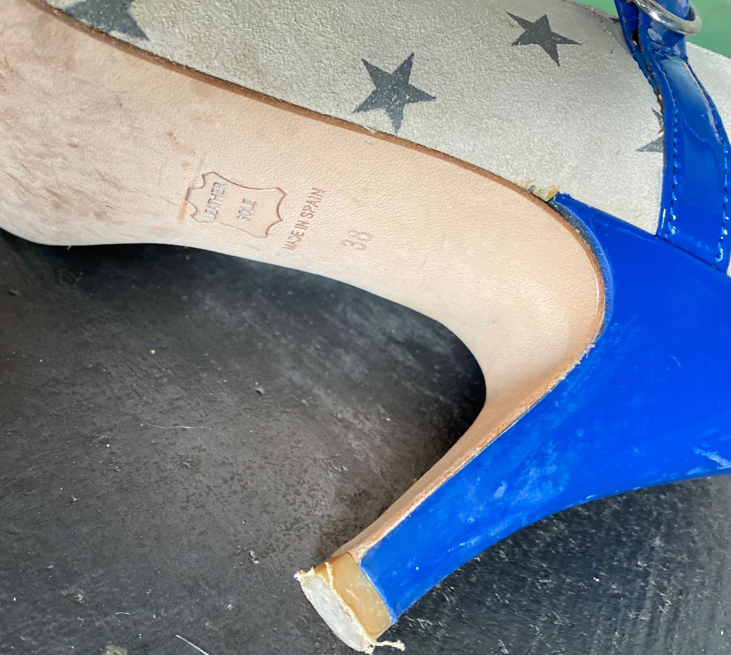Damenschuhe: Pumps mit Sternen von Eley Kishimoto 38 – Gebraucht aus Chur von simhofstr 5