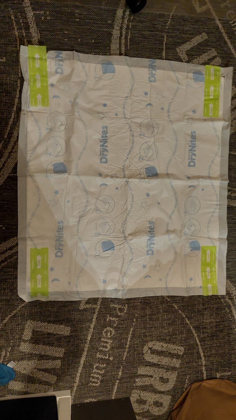 Linge de lit: Huggies DryNites 3stk Bettauflagen – D'occasion à Egolzwil par mobiledeluxe 1