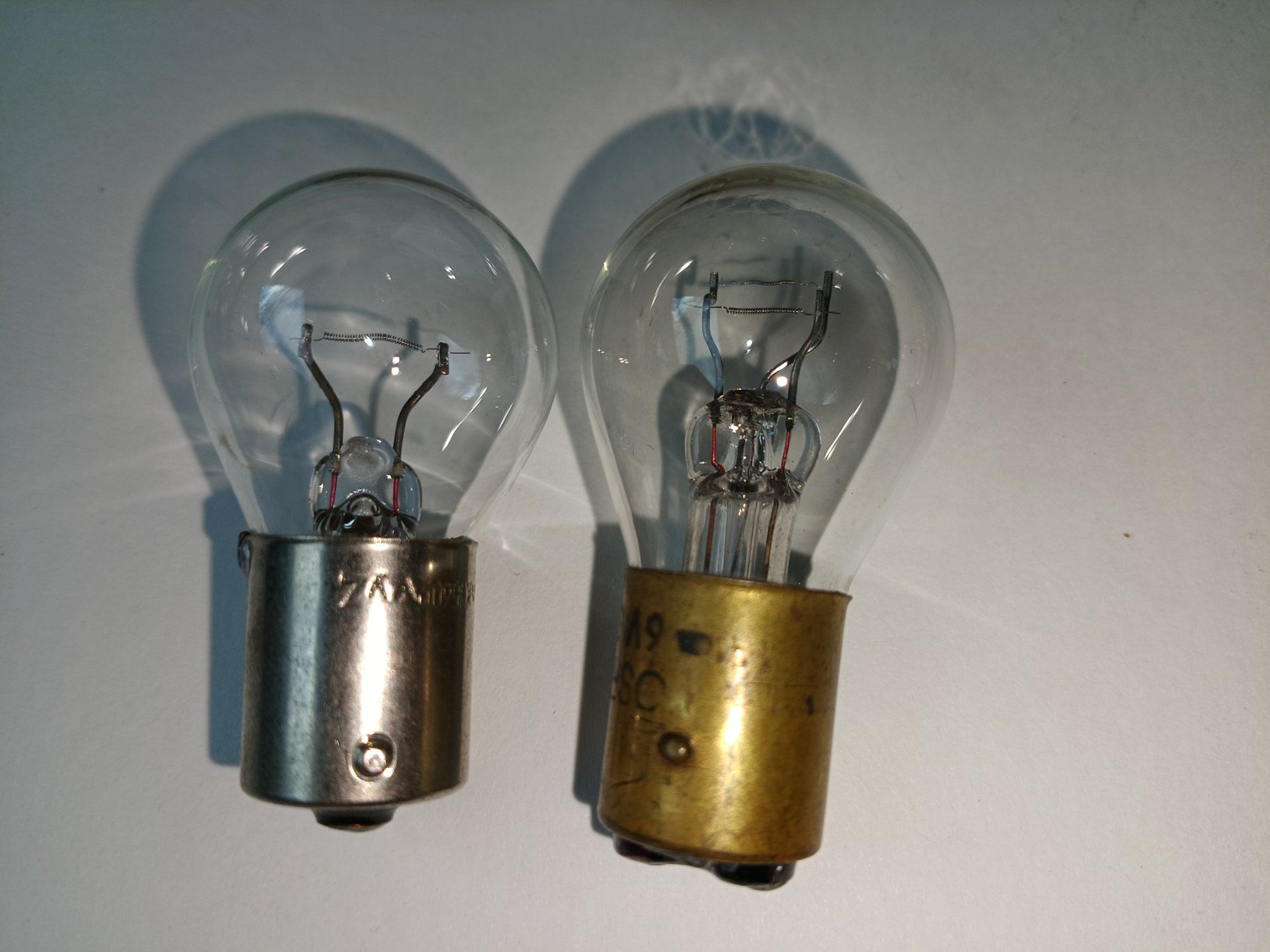 Tutti pezzi di ricambio auto: Oldtimer Auto / Töff Ersatz Glühlampen 6 Stück – Difettoso da Winterthur venduto da Sacramons 6