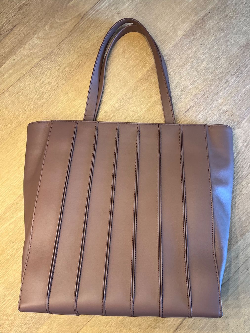 Max Mara Borse da donna: Max Mara Whithey Bag – Usato da Roggwil BE venduto da KarotteV 9