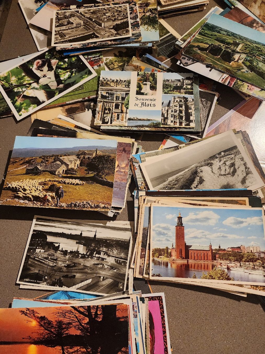 Cartes postales: Diverse Postkarten und Karten – D'occasion à Dierikon par Toucan2 1