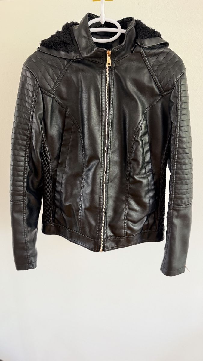 Giacche: Kunstlederjacke mit Kapuze Schwarz Grösse L – Usato da Jonen venduto da BMWE369