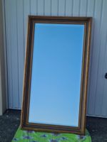 Miroir vintage doré, parfait pour votre intérieur!