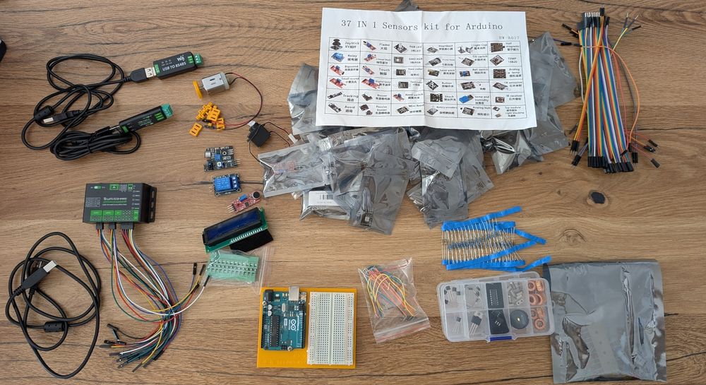 Arduino Uno R3 mit Sensors Kit und USB converter (Gebraucht) in ...