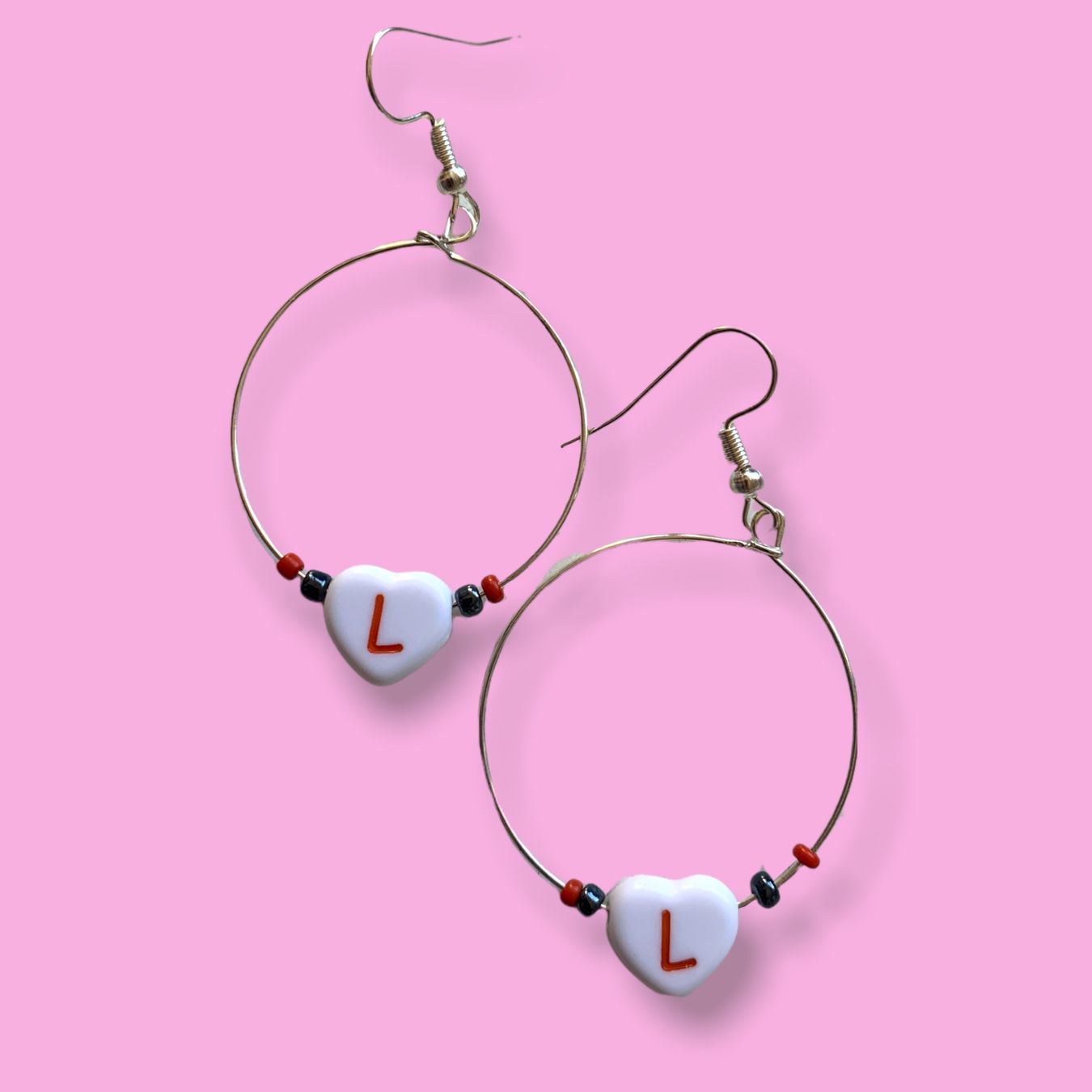Orecchini pendenti & Orecchini a lobo: "L <3" earrings – Nuovo (secondo la descrizione) da Basel venduto da demonbaby2222