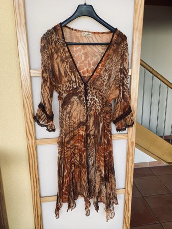 Magnifique robe Tout feu tout flamme M/L neuf