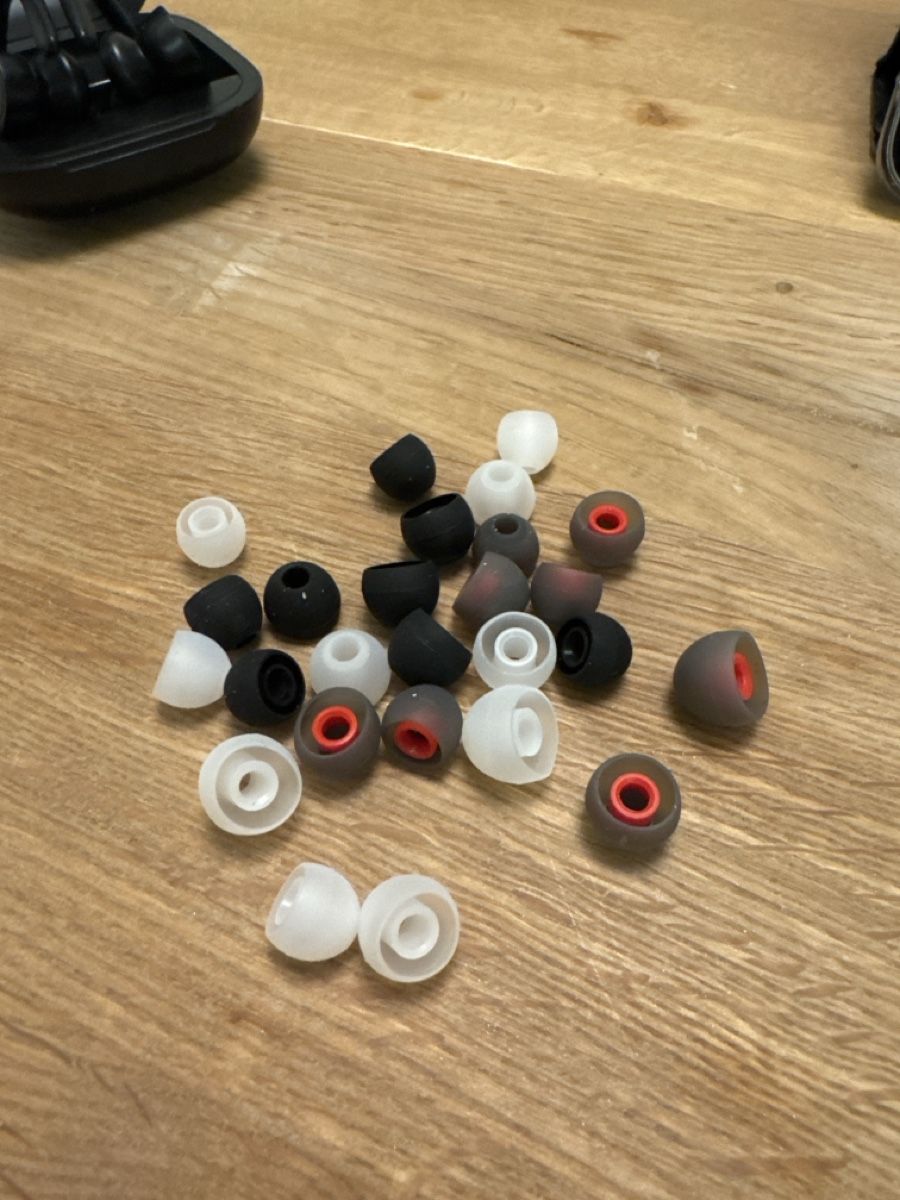 Beats Kopfhörer: Beats Powerbeats Pro 1 mit Zubehör – Gebraucht aus Grindelwald von bluberlu 2