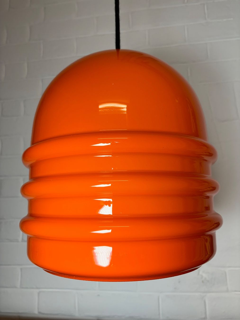 Kronleuchter & Deckenlampen: Orange Glas Deckenlampe Designerlampe Space Age Sweden – Gebraucht aus Hinwil von DaniBachman