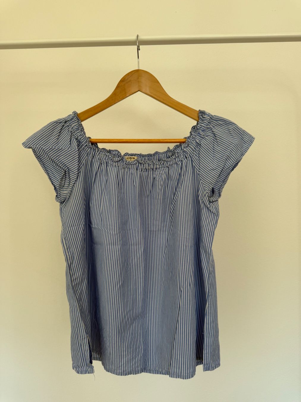 Blusen: Sommer Bluse gestreift, Gr. S, Schulterfrei – Gebraucht aus Kriens von MeinKleiderschrank 1