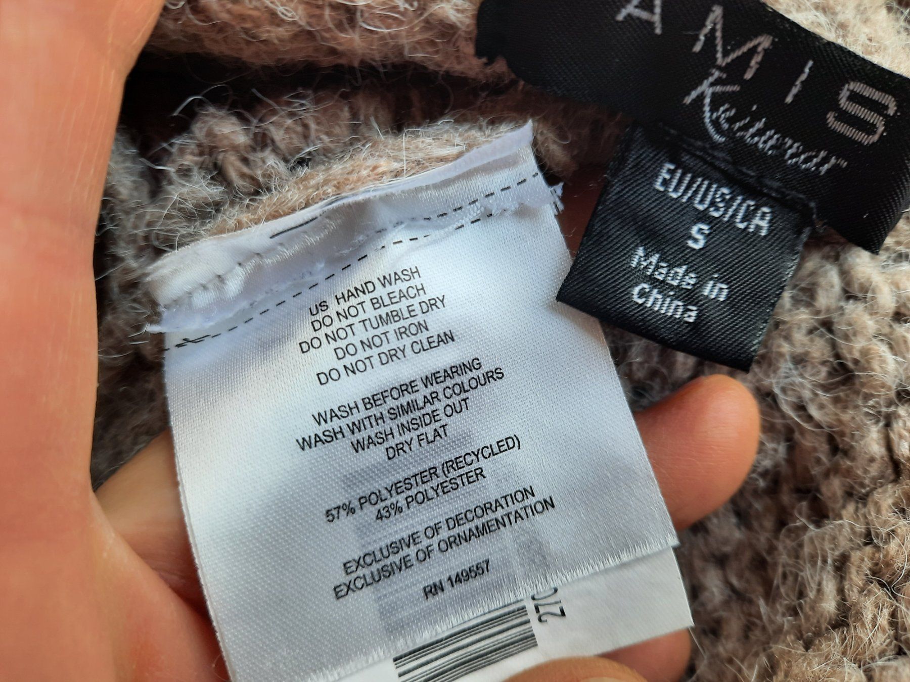 Pulls & Sweat-shirts: 2 Damen Pullover Gr.S - ein Preis ! – Neuf (Voir description) à Buchs SG par miska01 2