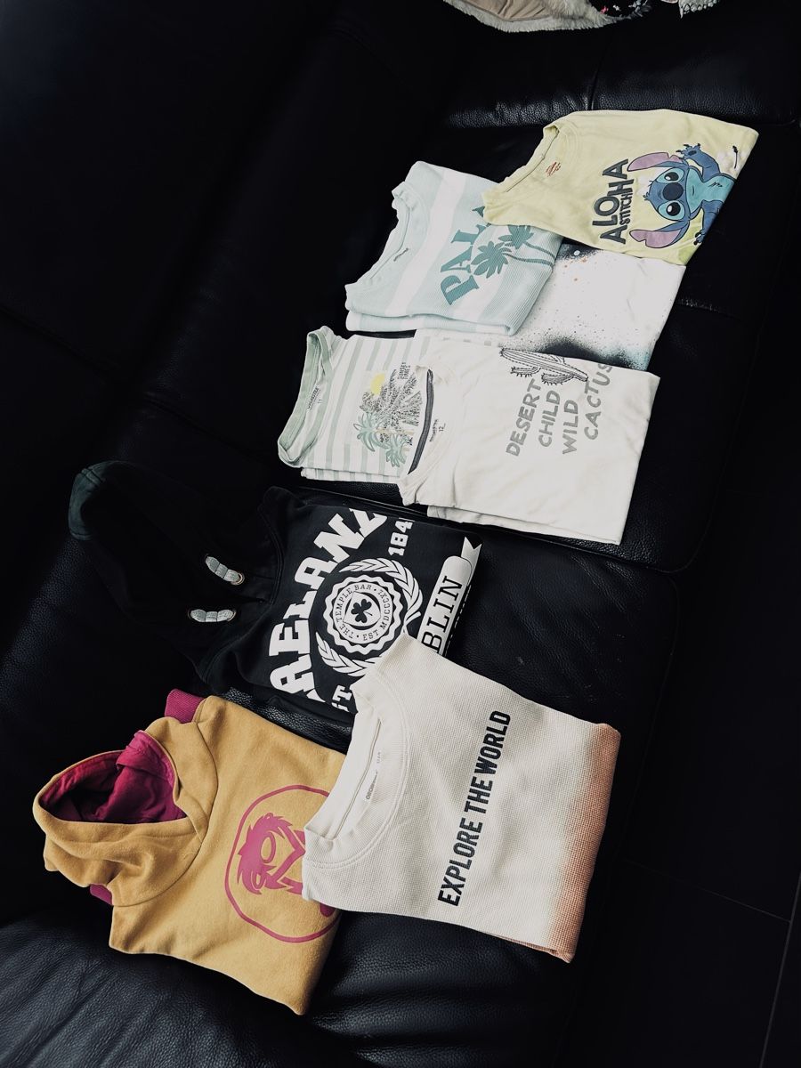 Lotti & Set di vestiti: Kinder Kleiderpaket, T-Shirts , Pullis, Grösse 152 – Usato da Neuenegg venduto da BananaJoe2025 1