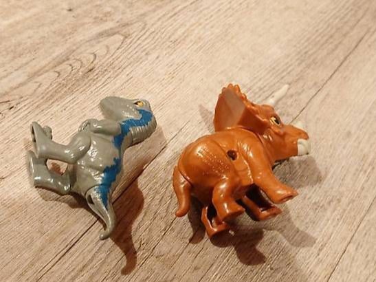 Mc Donald's Statuette: Mcdonald's Dinosaurier 2 Stk – Usato da Grenchen venduto da Zombiepolizist 1