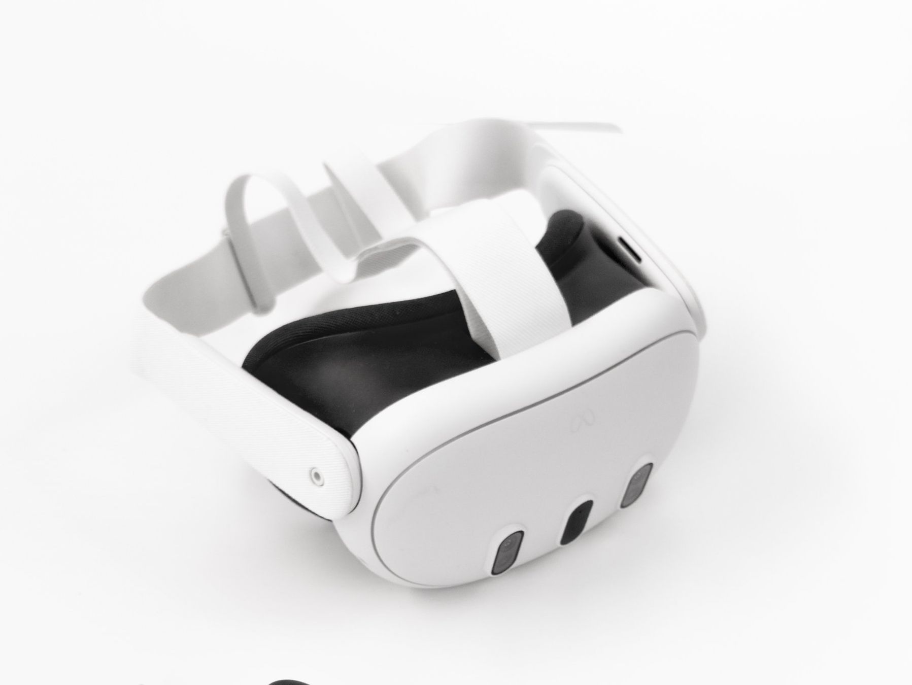 Meta Casco VR: Meta Quest 3 VR Headset with Controllers used – Usato da St-Légier-La Chiésaz venduto da JeDaiL 1