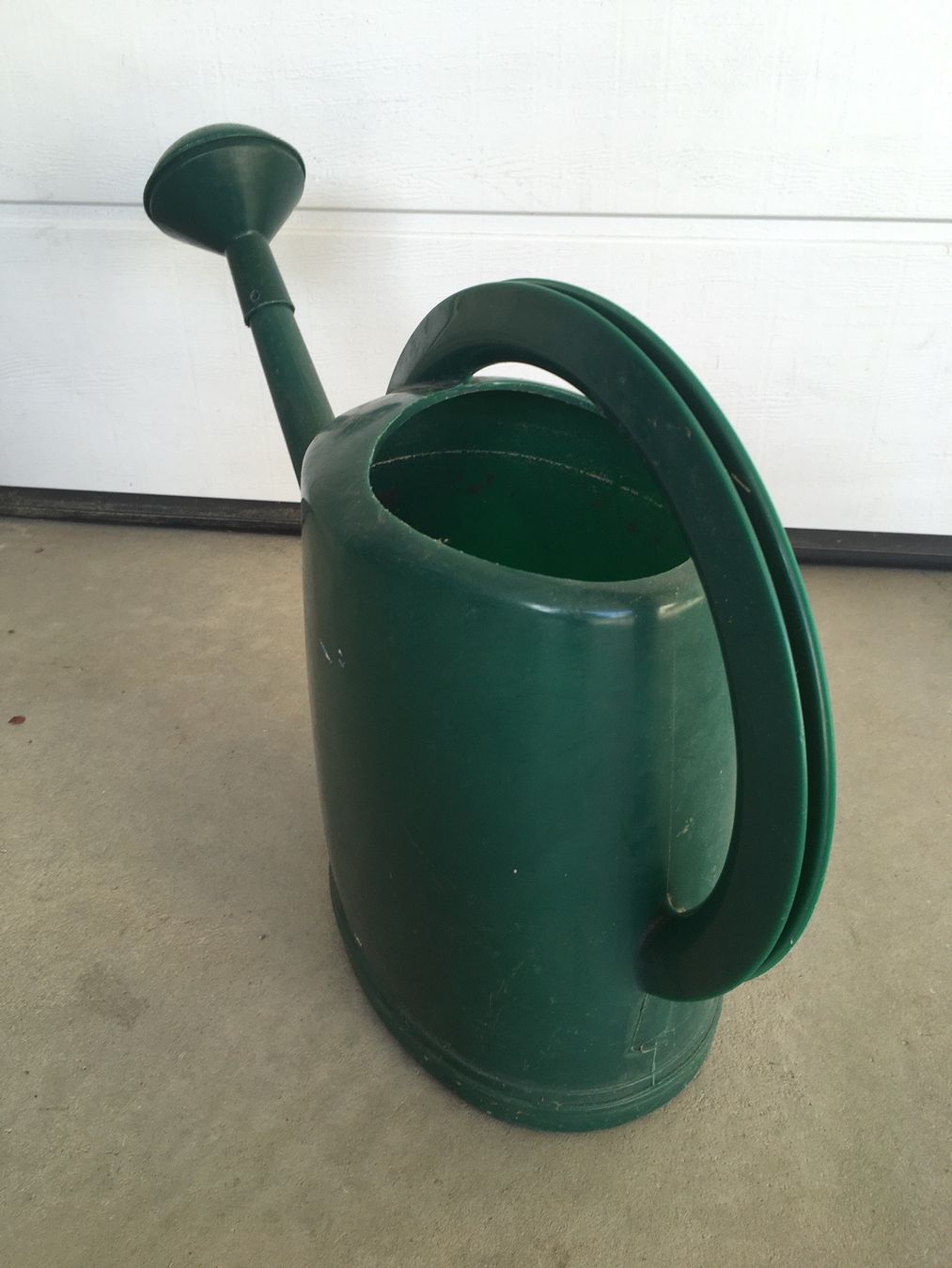 Bewässern & Giessen: Giesskanne 10 Liter Kunststoff – Gebraucht aus Hägglingen von