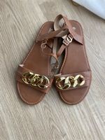 Braune Sandalen, Gr. 38 mit Goldkette - Top für Sommer!