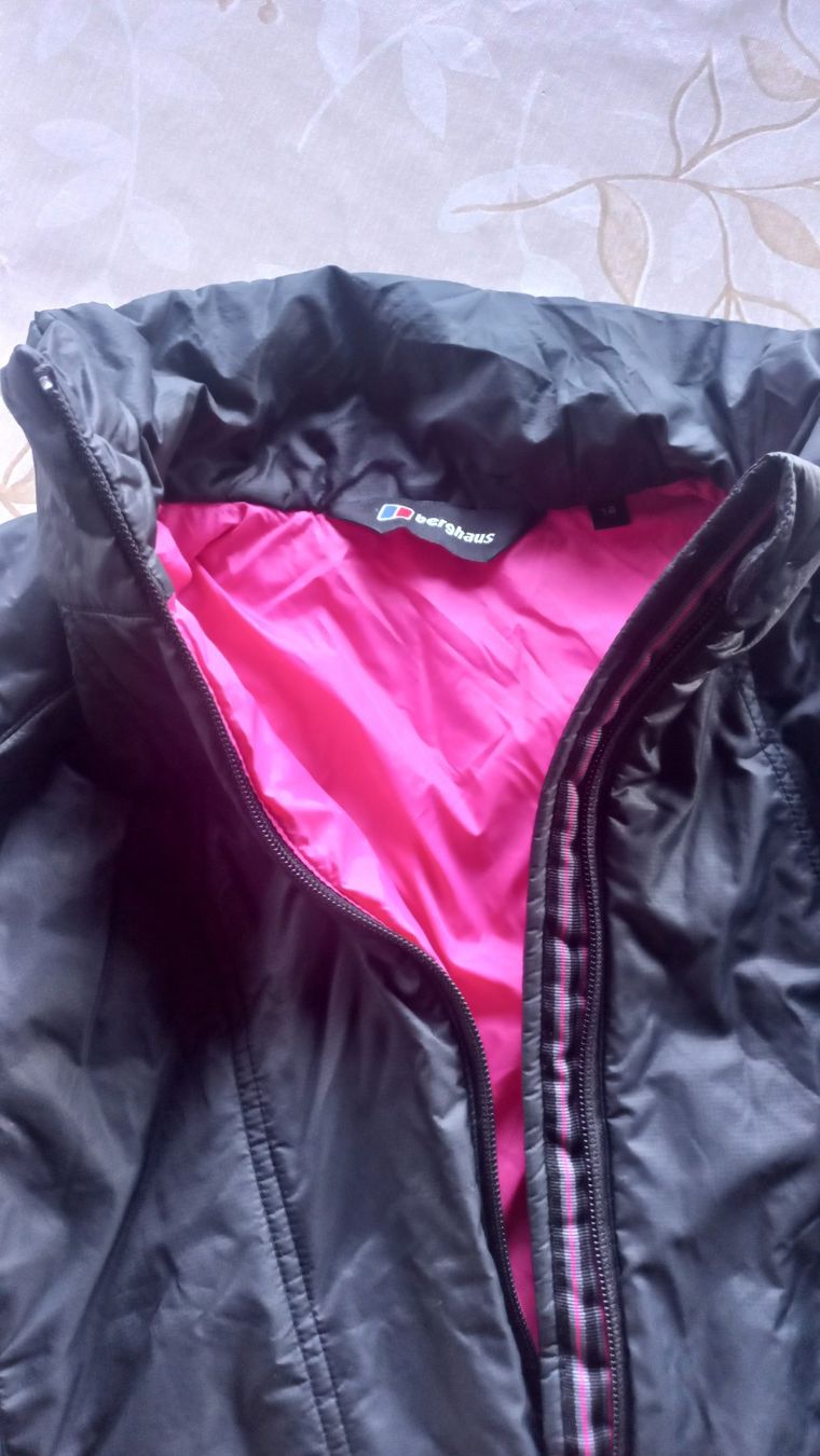 Berghaus Giacche: warme Berghaus Innenjacke – Usato da Beckenried venduto da Wmarcie 3