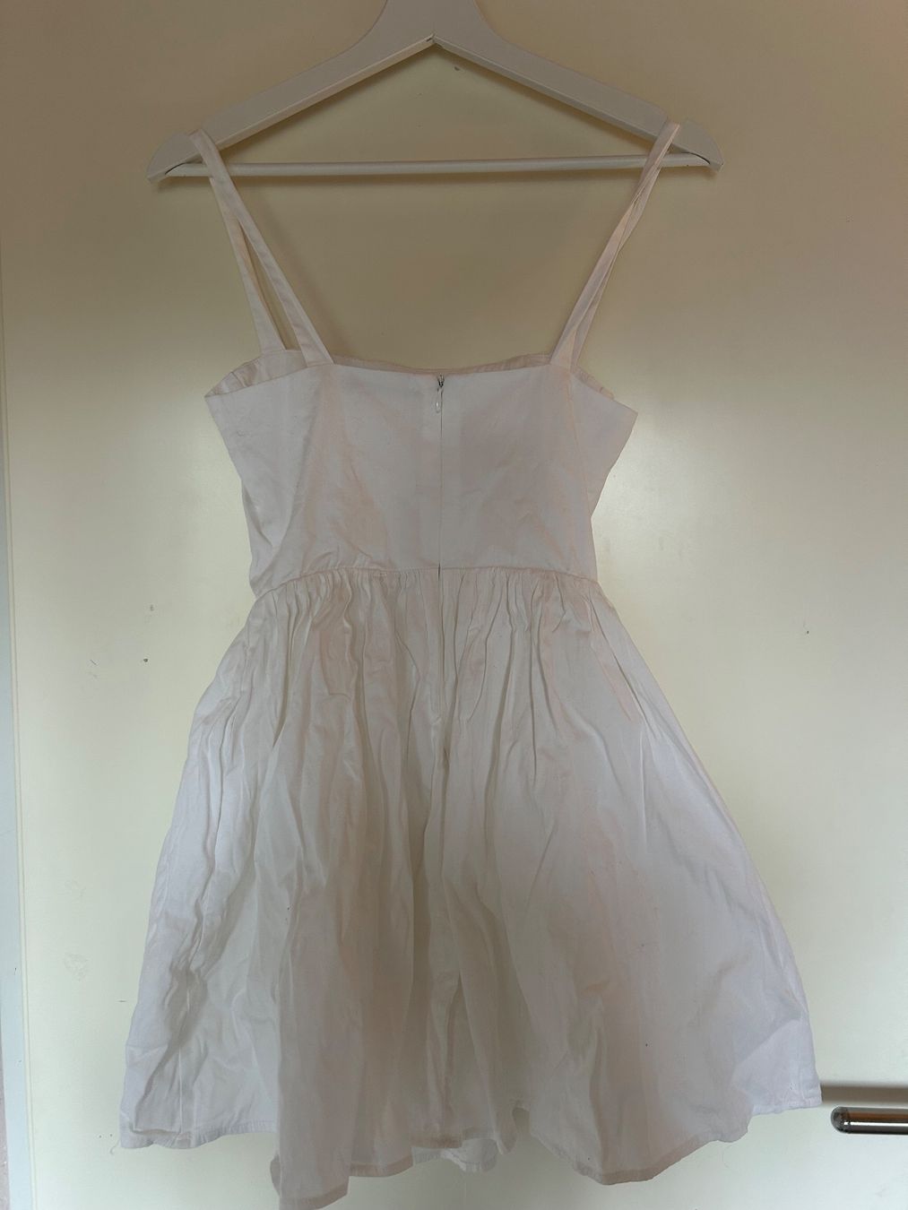 Zara Vestiti: Zara Sommerkleid Weiss – Usato da Frauenfeld venduto da hannamaria29 2